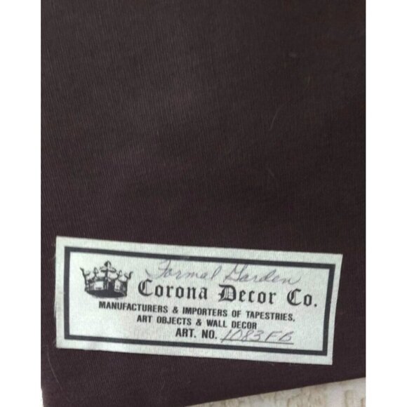 NWT Vintage European Corona Decor Garden Wall Tapestry w/Hooks 33-1/2" x 43" - Picture 11 of 14